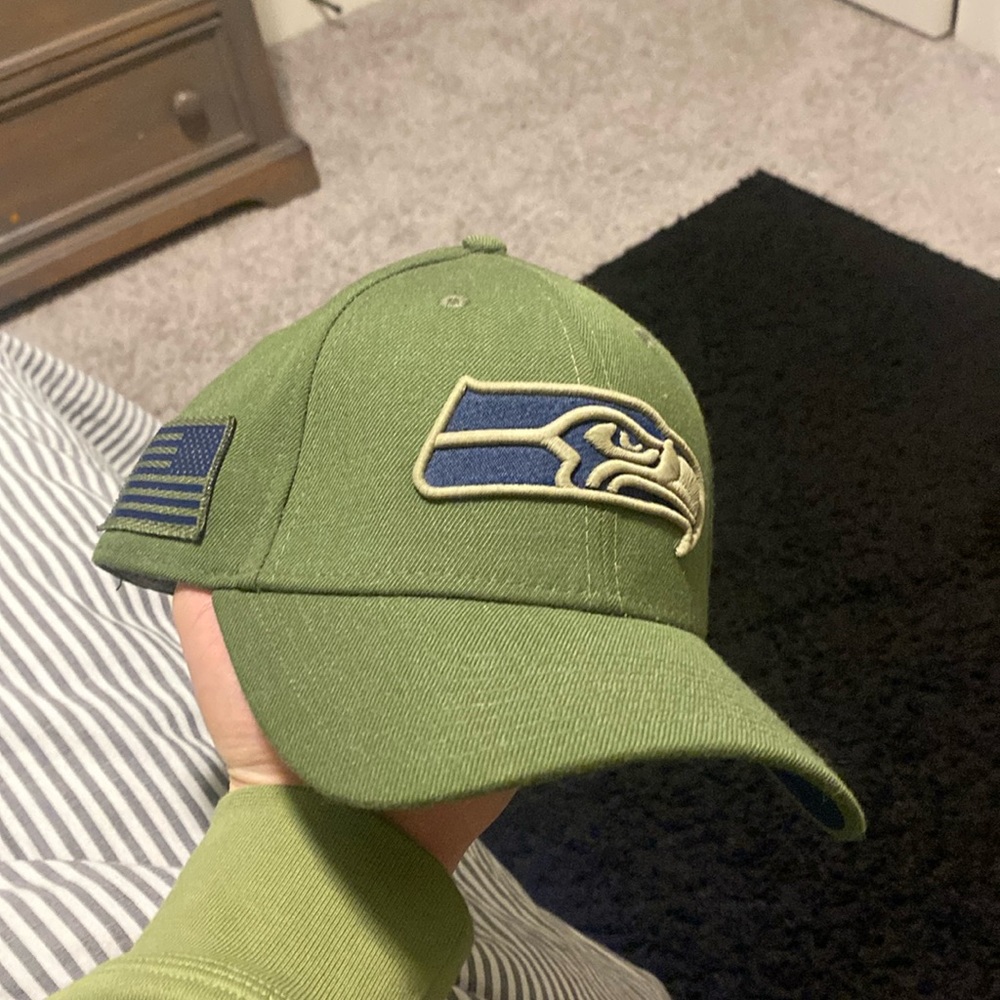 Green Military Appreciation Seattle Seahawks  New Era Hat Cap Mens Flexfit
